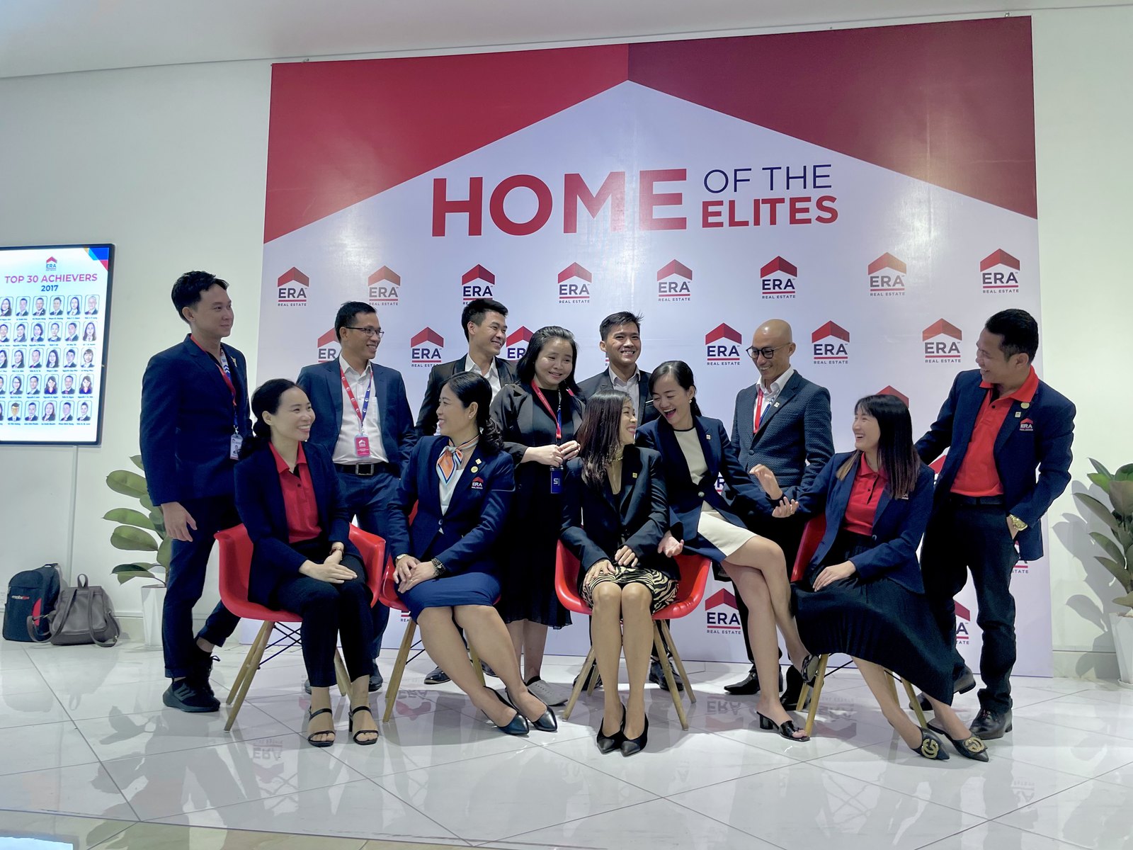 Thành viên Happy Plus Division ERA Vietnam tại không gian Home of the Elites